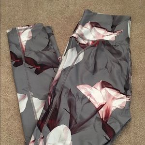 Fabletics Cropped Leggings